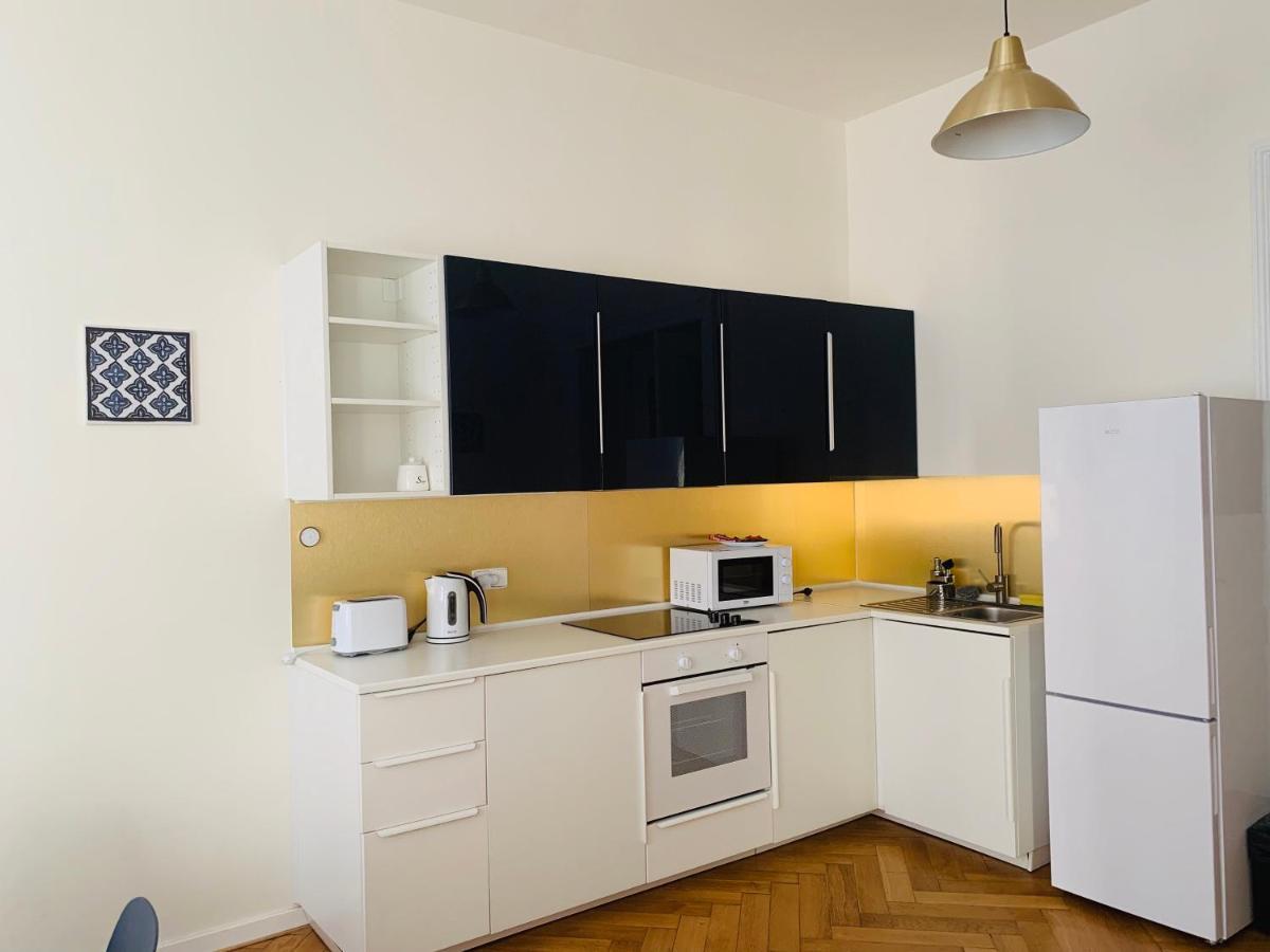Aparthotel Blue Prague 3*